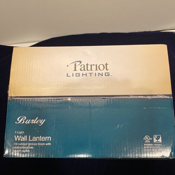 Patriot Lighting Wall Latern - Picture 2 of 4